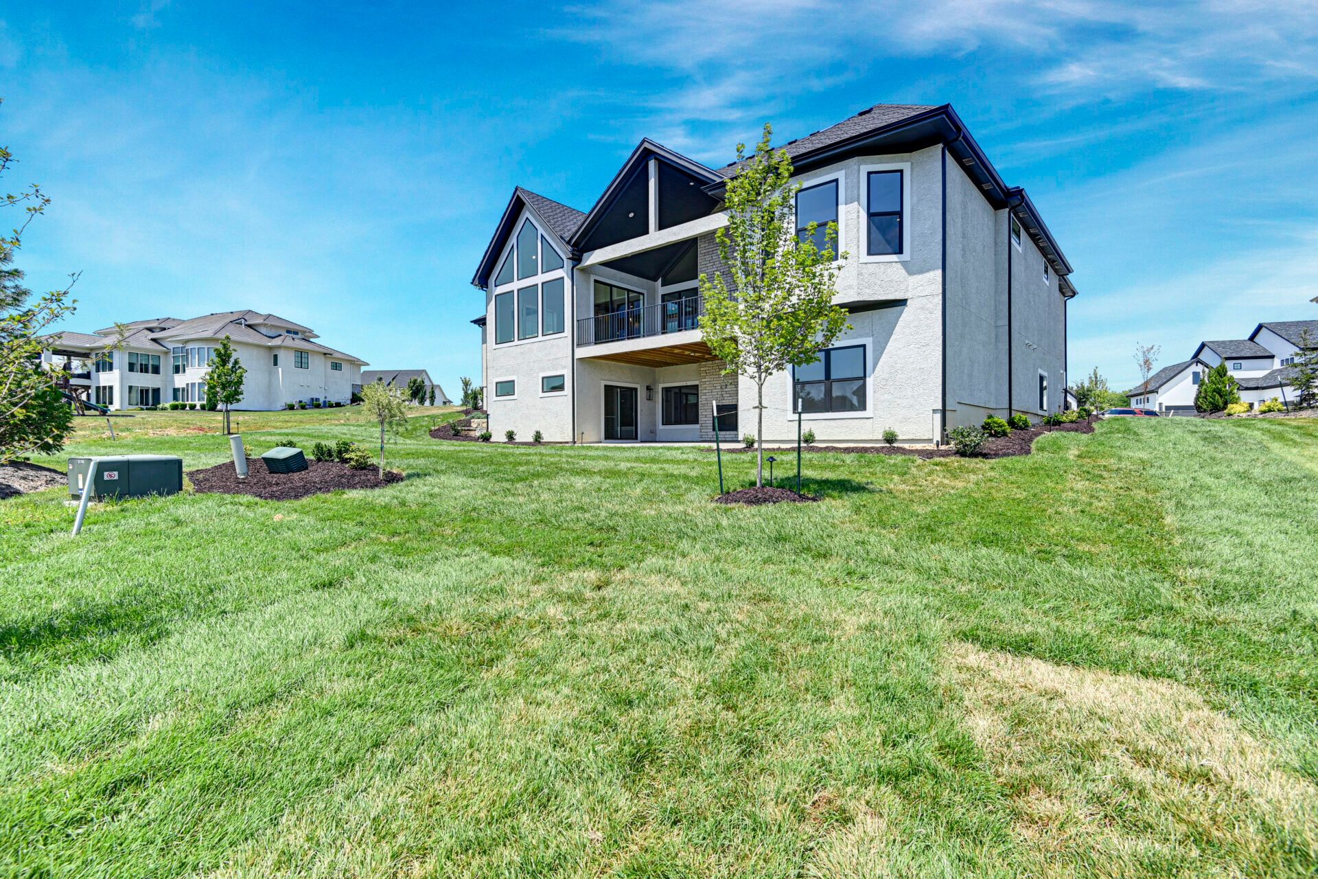 BCI Bowen Custom Homes,66210