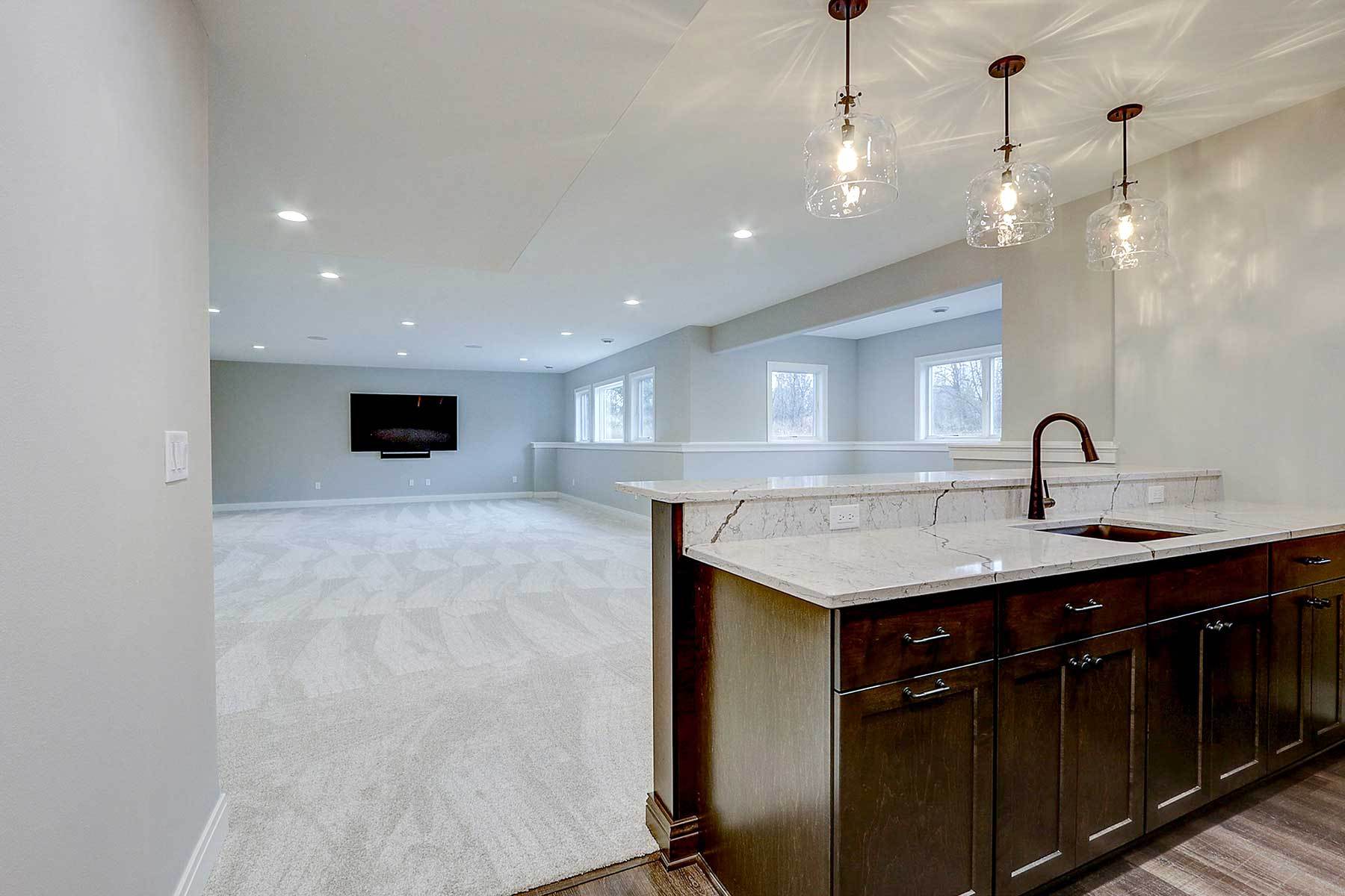 Anderson Homes, LLC,53072