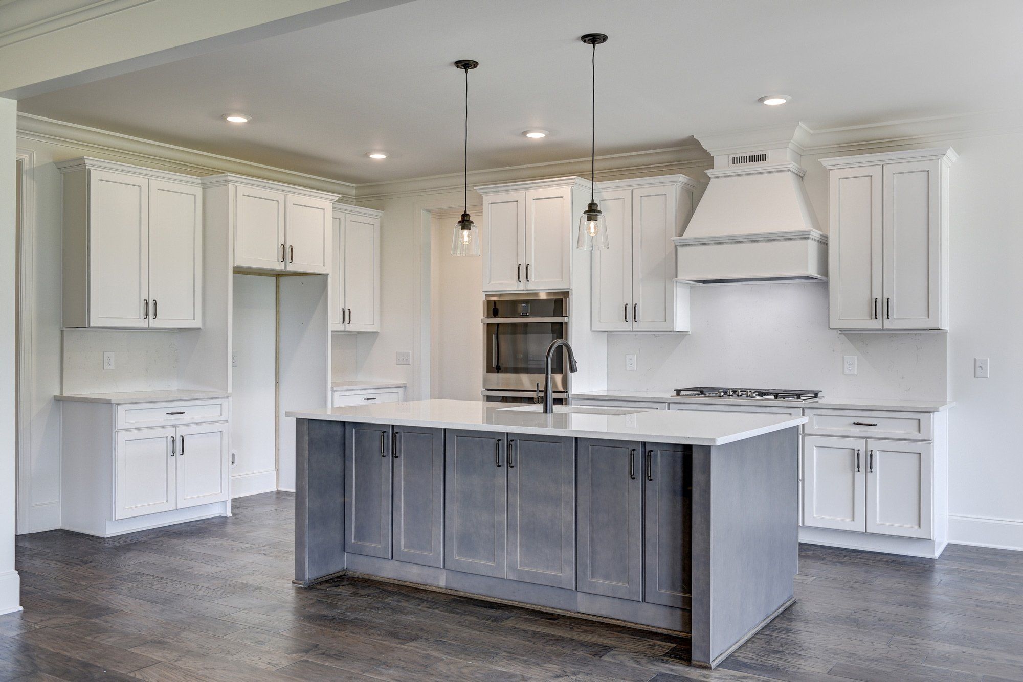 Larry Powell Builders,37122