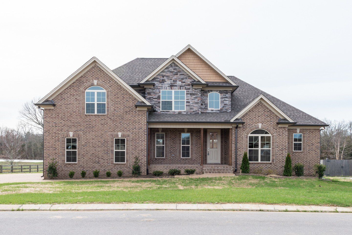 Larry Powell Builders,37122