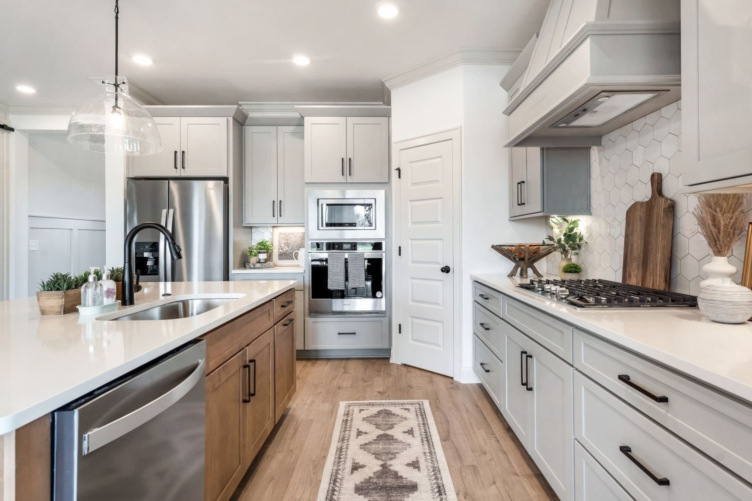 Sycamore Grove,37129