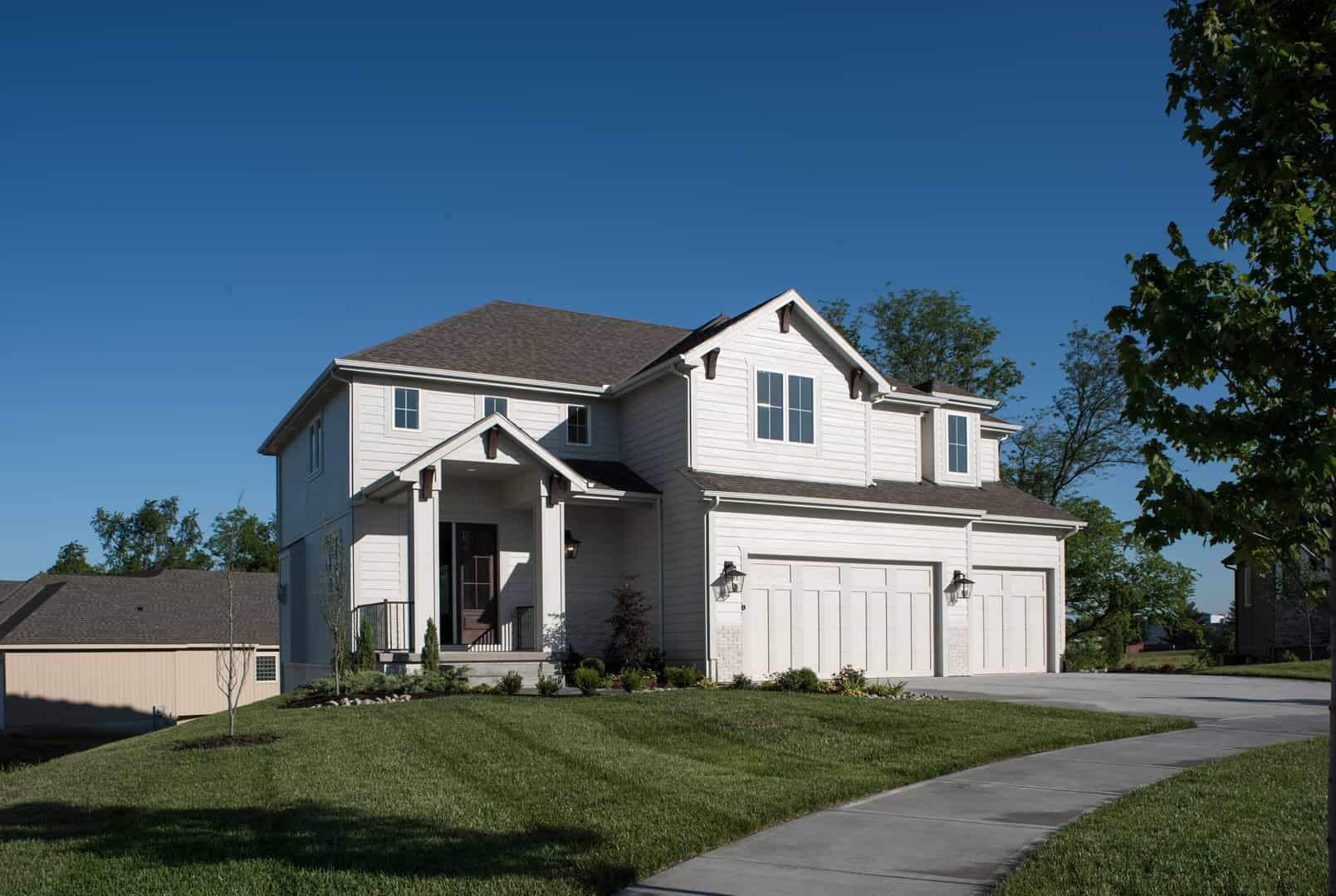 Homes By Chris,64068