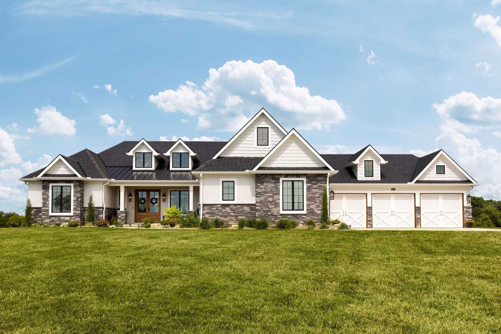 Homes By Chris,64068