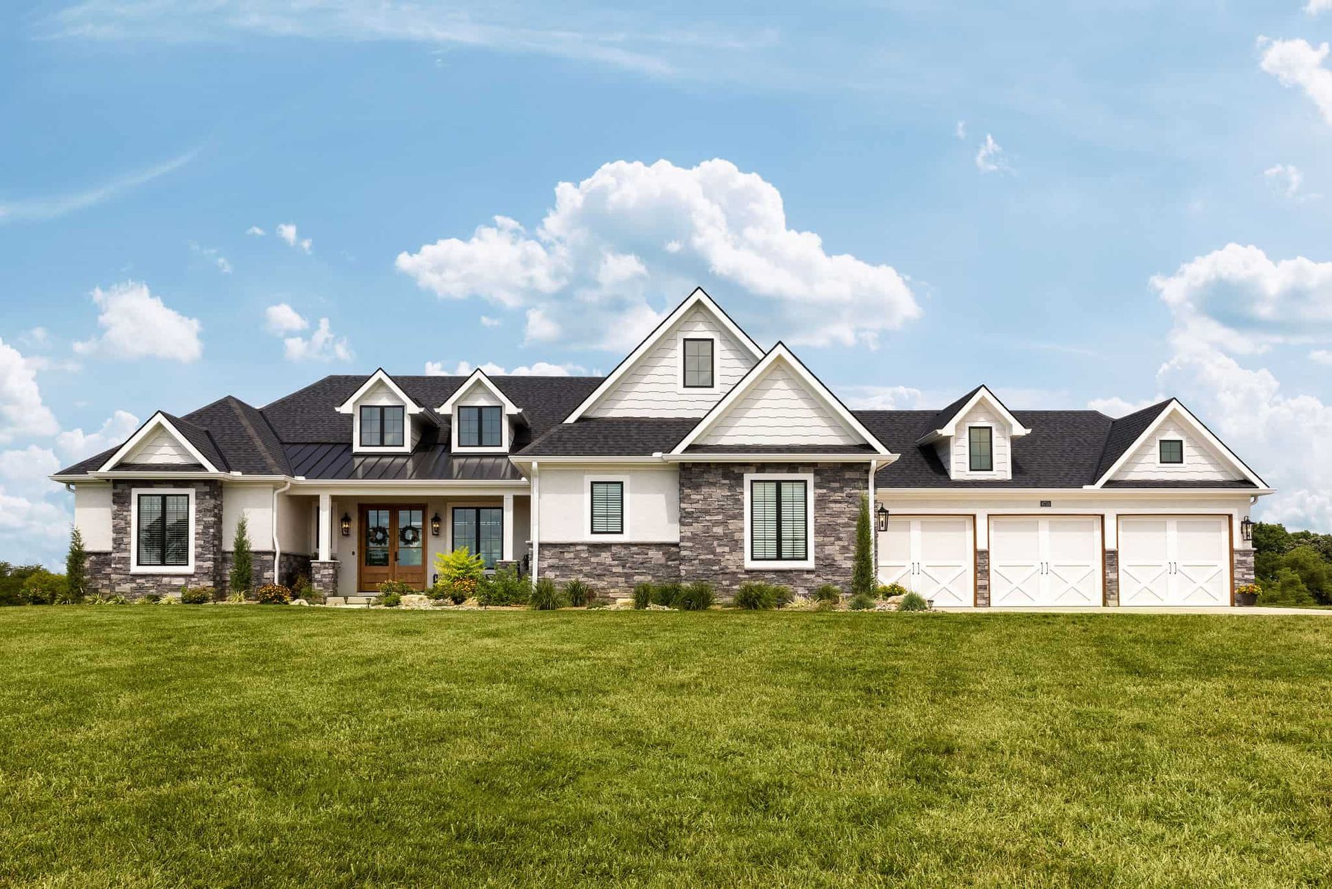 Homes By Chris,64068
