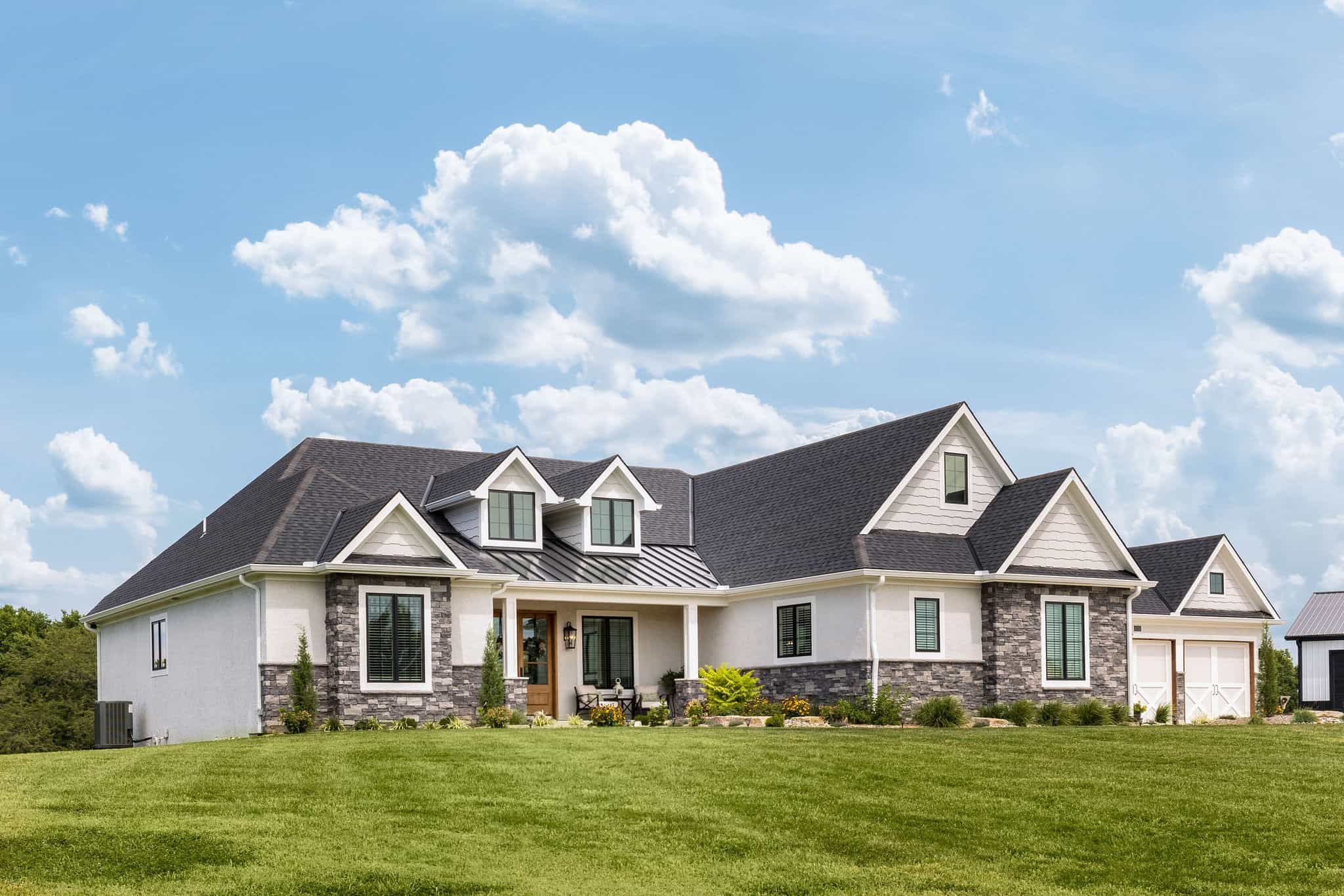 Homes By Chris,64068