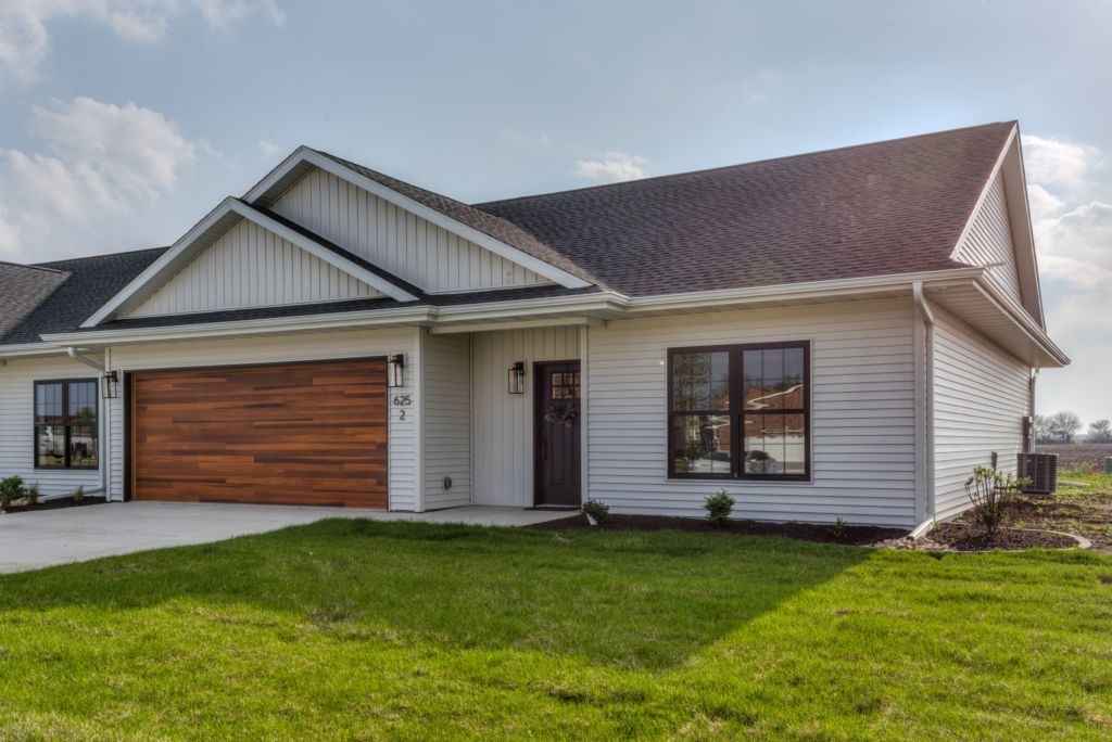 Midwest Home Builder,52655