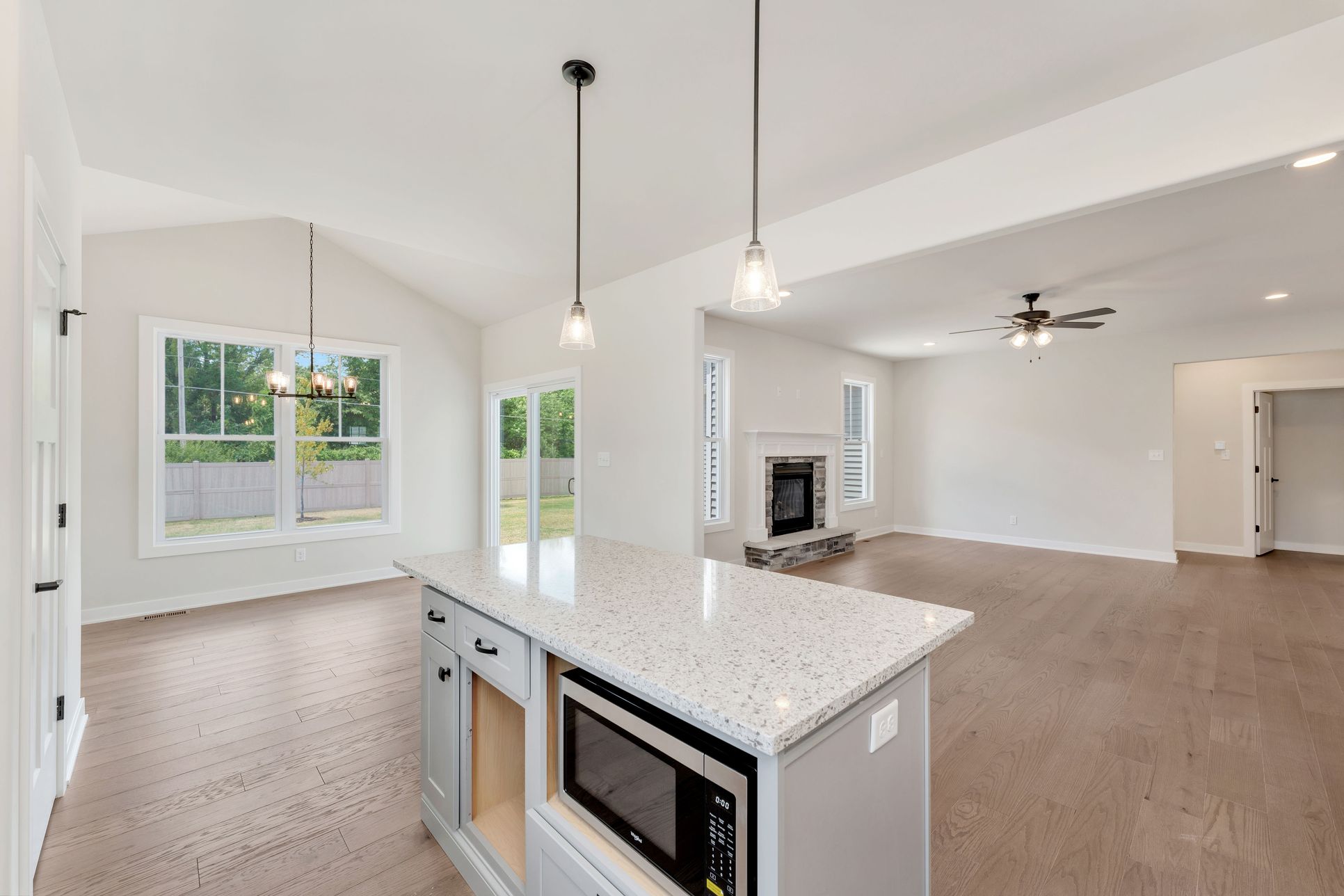 Nardo Builders,46304