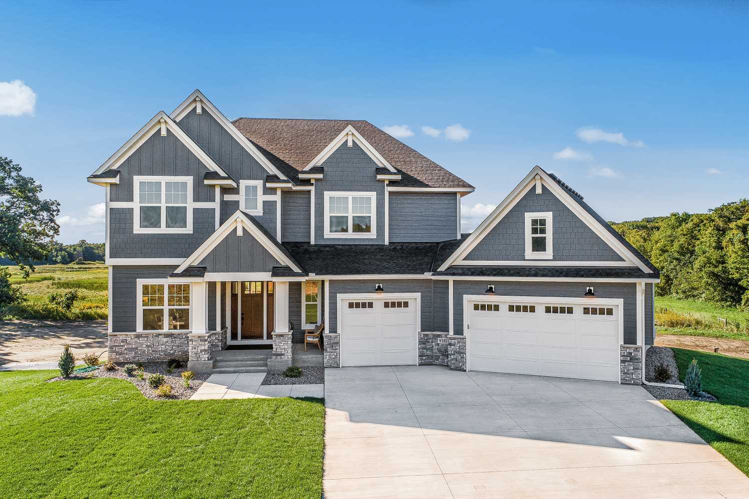 Dingman Custom Homes,55373