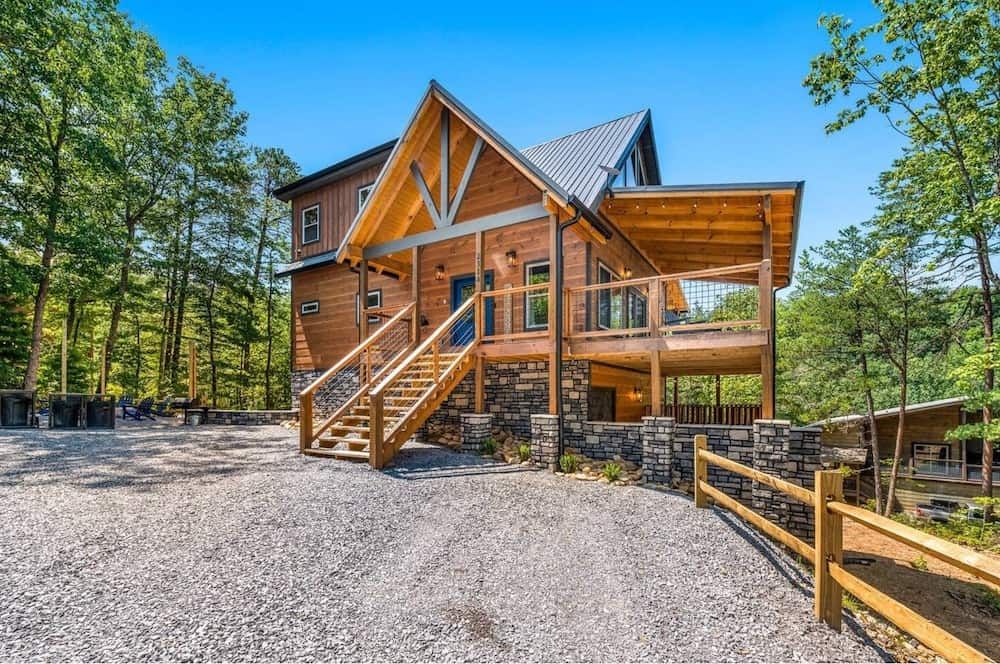 Lipsey Home Builders,37865