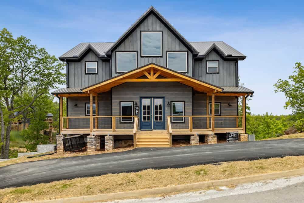 Lipsey Home Builders,37865