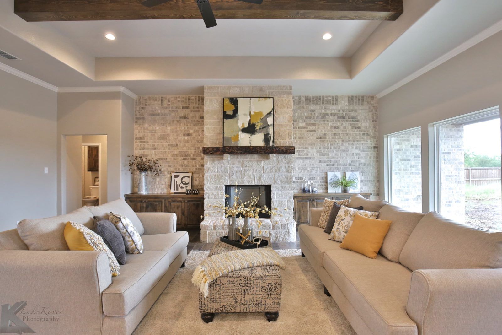Countryside Homes,79562
