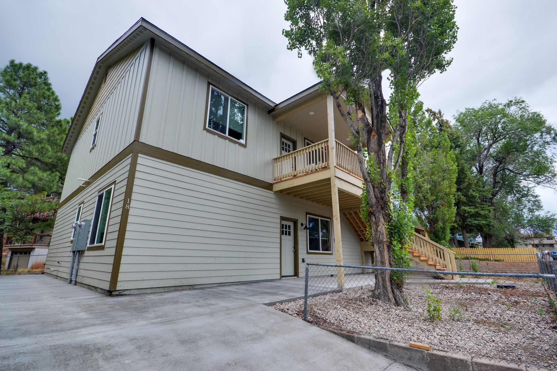 Mountain Town Homes,86001