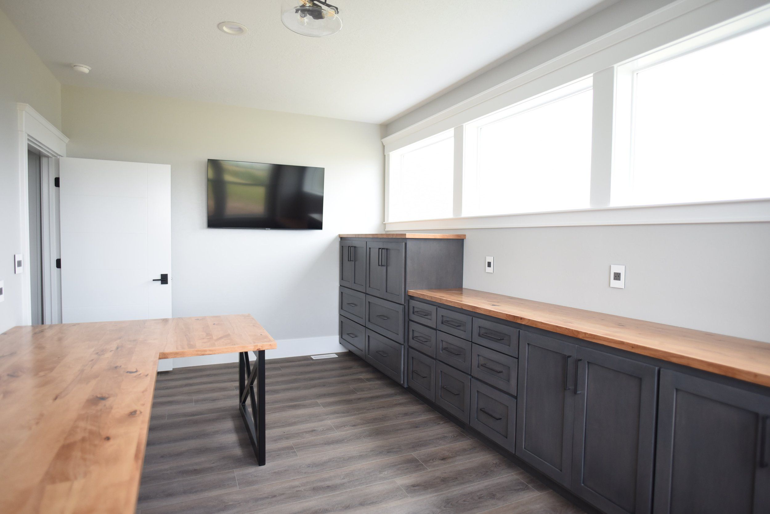 Gate City Builders & Development,83201