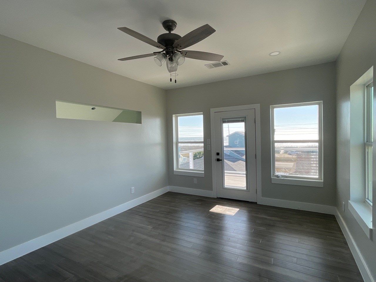 Coastal Cottages,77554