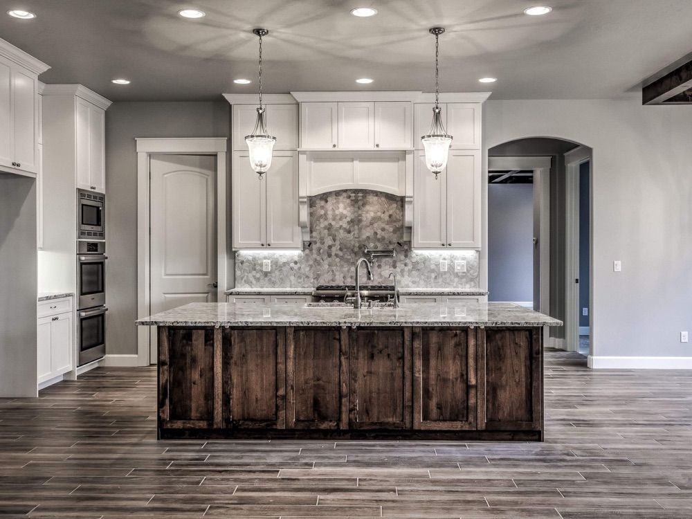 Tradition Building Company,83642