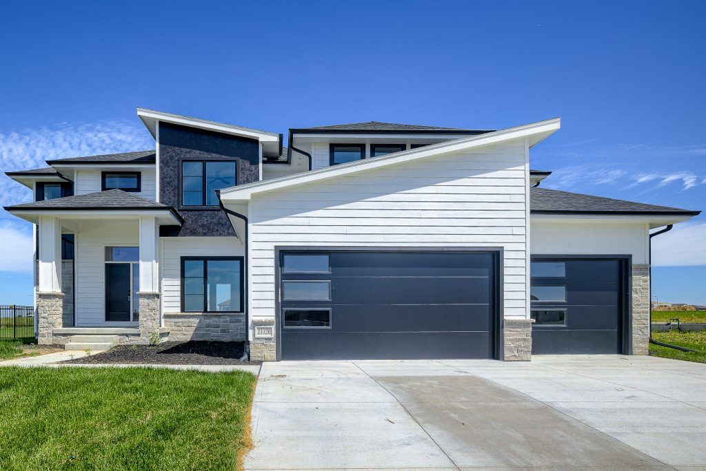 Hildy Homes,68632