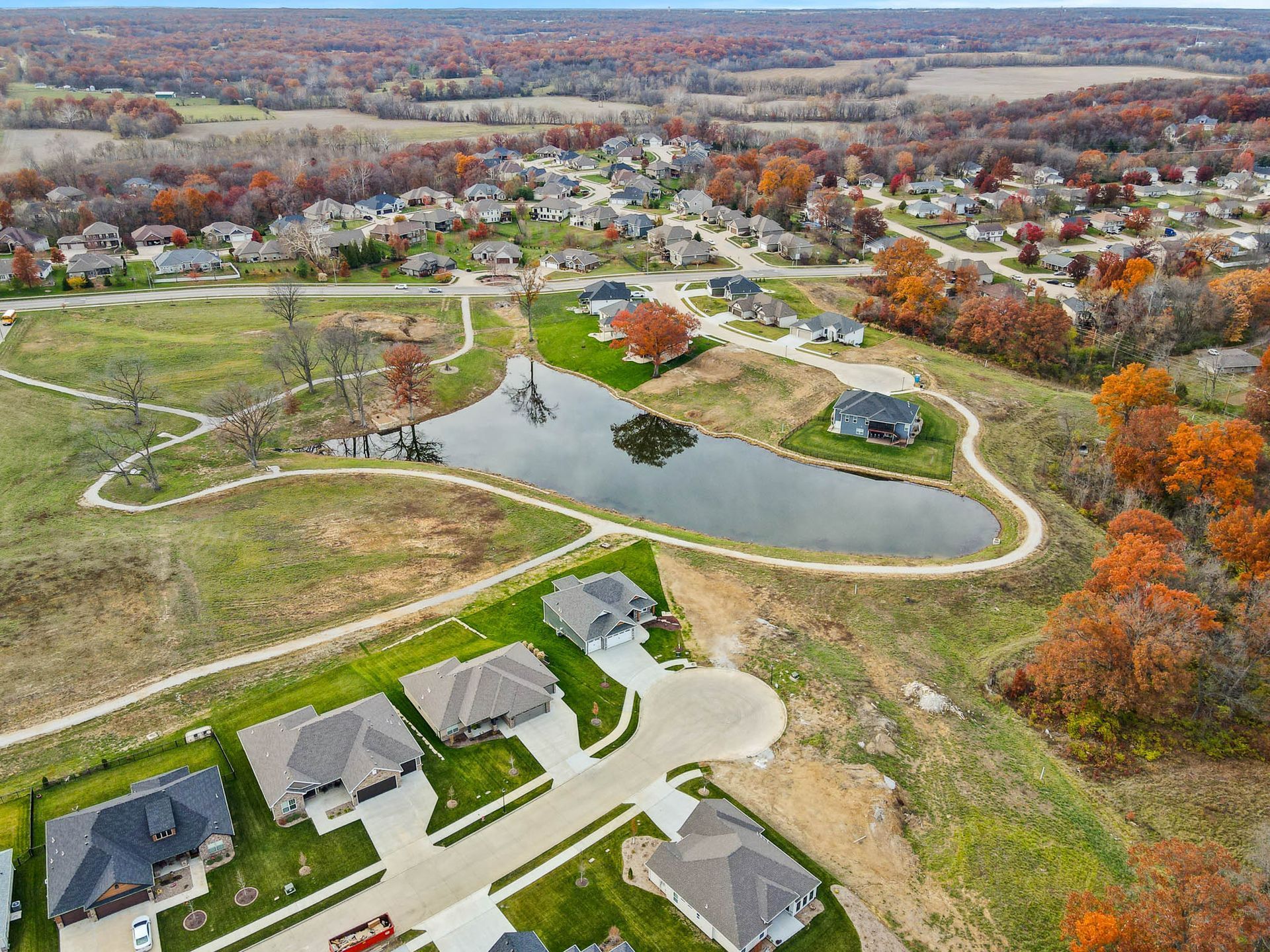 Chapel Hill Meadows,65203