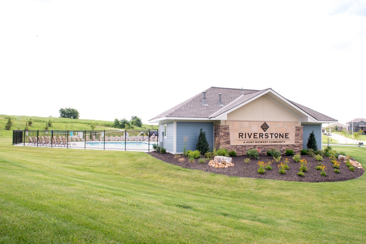The Reserve At Riverstone,64153