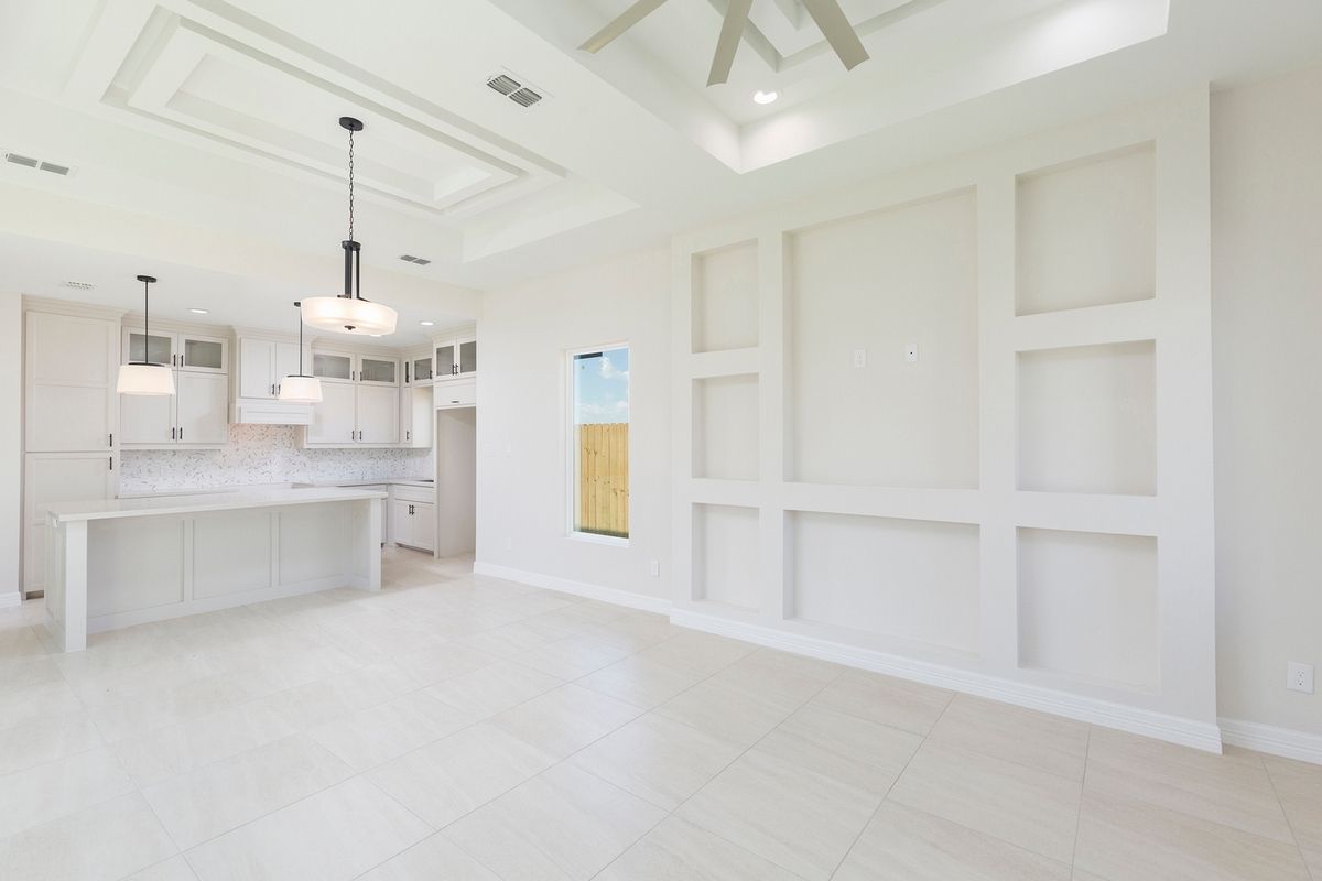 Dynasty Custom Homes,78539