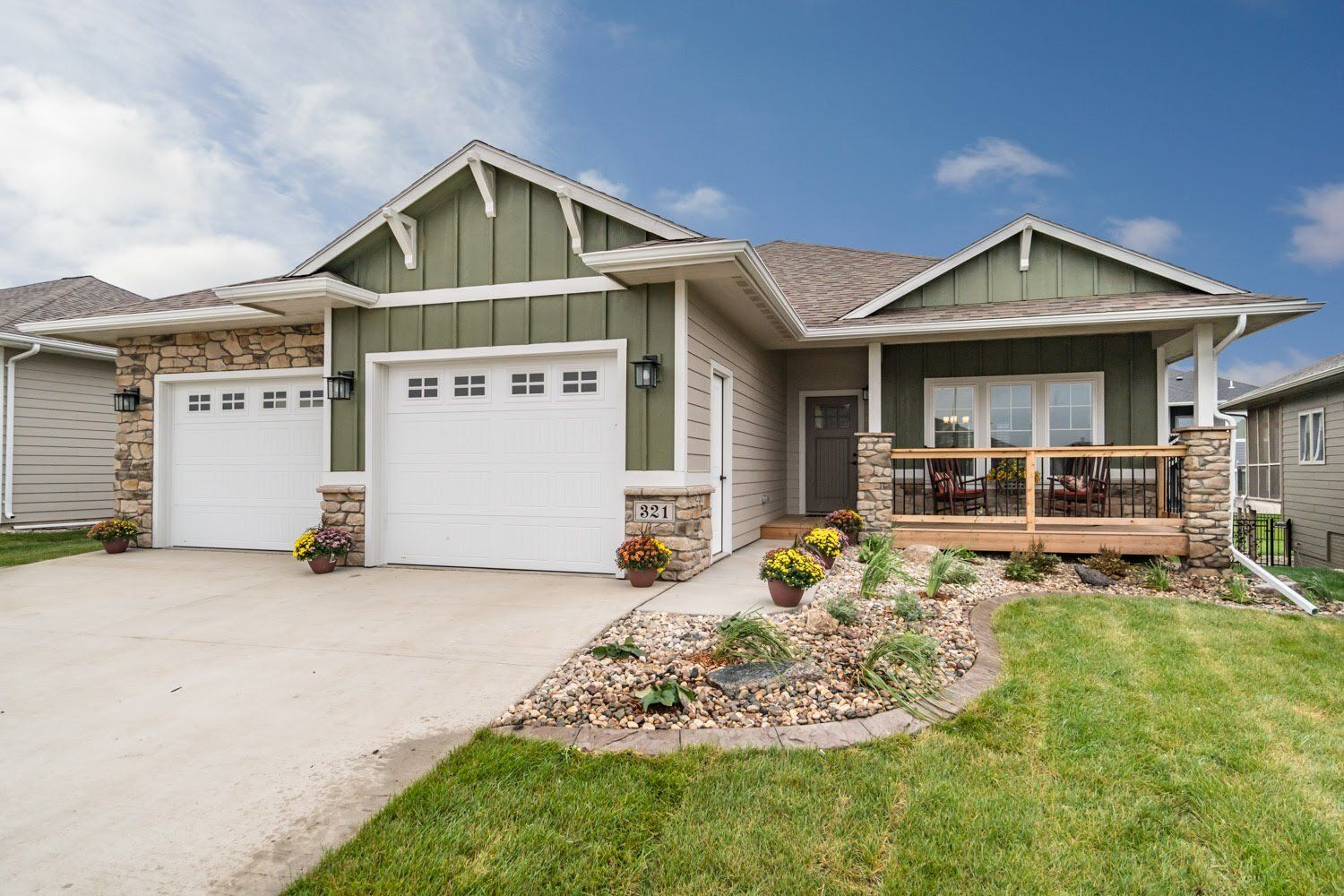 Paul Fick Custom Homes,57108