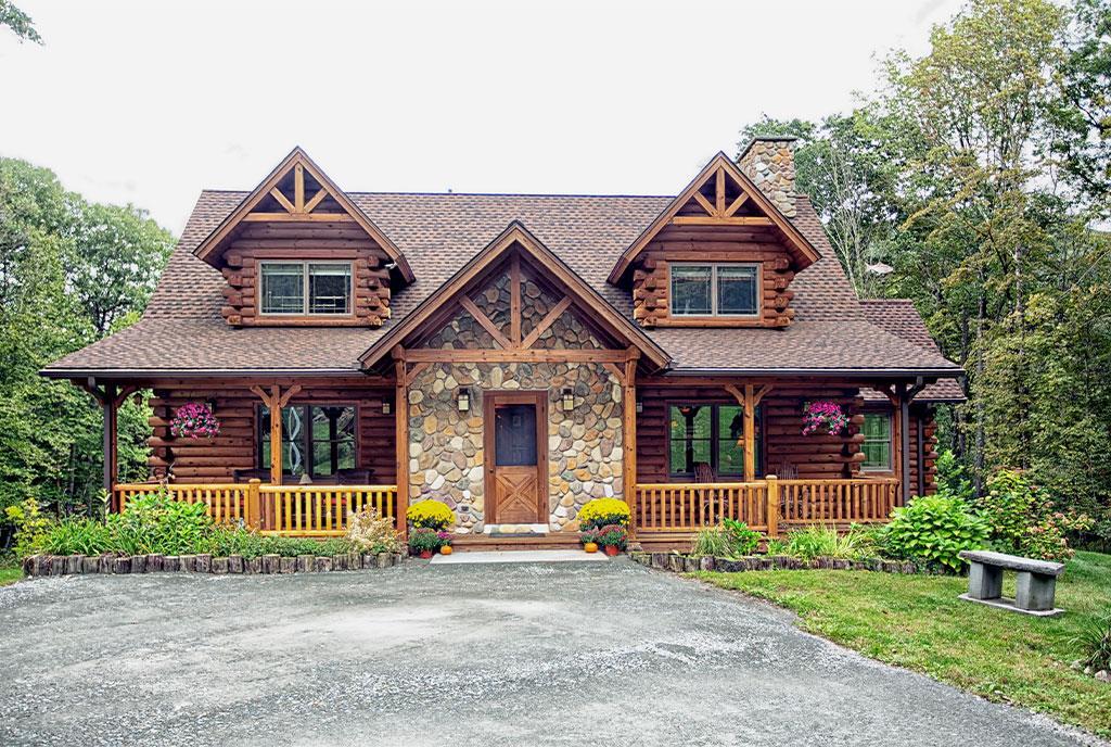Beaver Mountain Log & Cedar Homes,13754