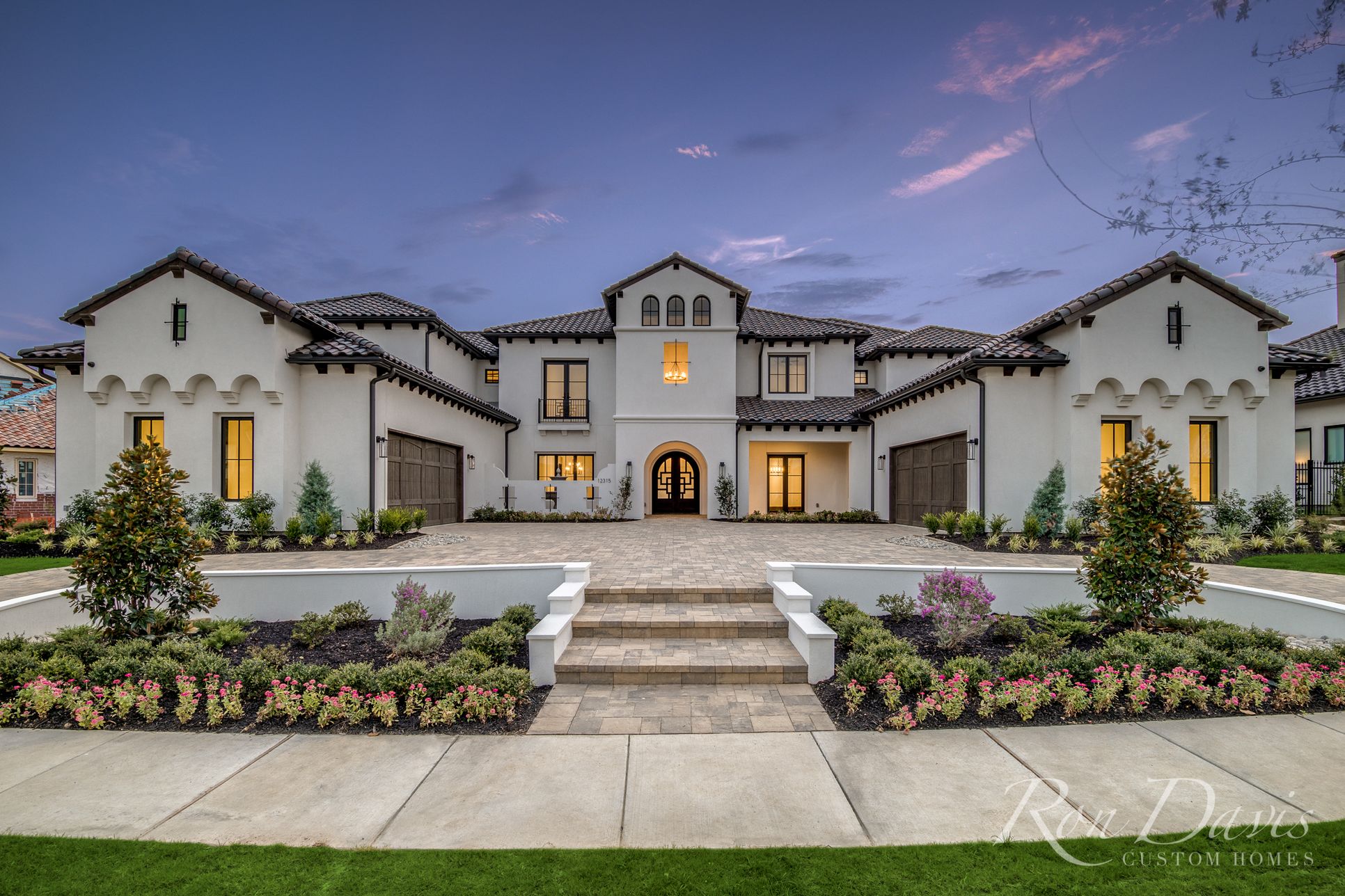 Newman Village,75034