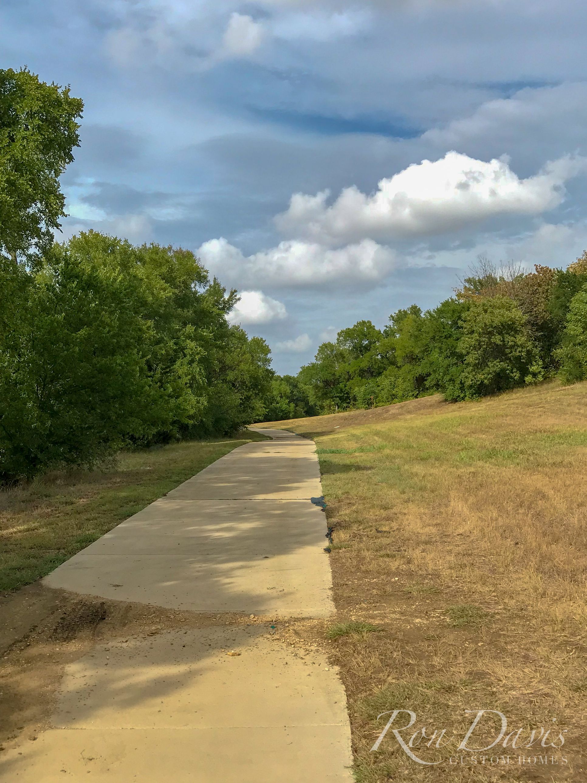 Hills Of Kingswood,75034