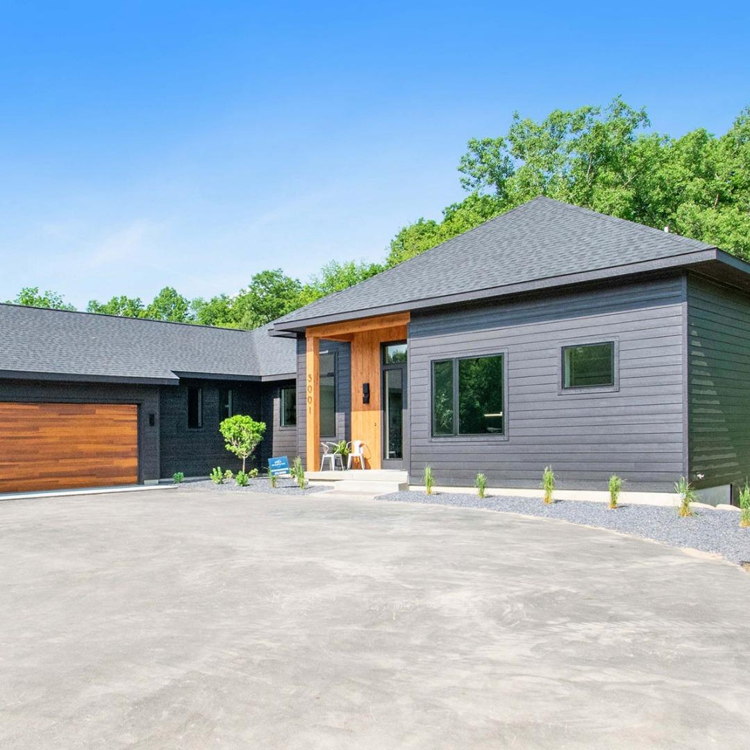 Epique Homes,49301