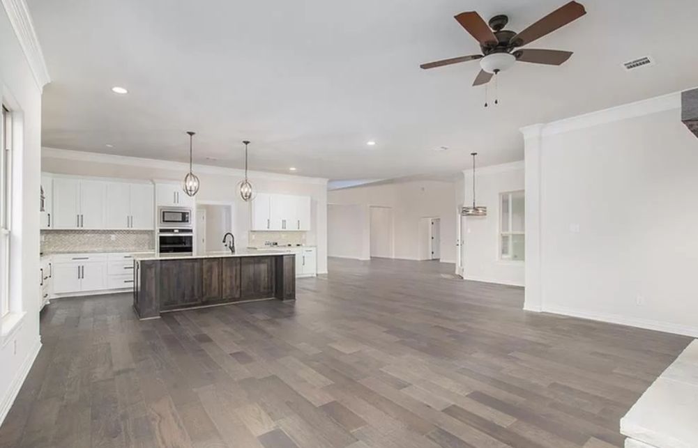 DFW Custom Homes,76008