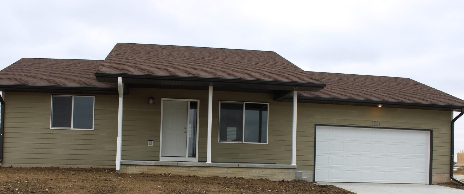 Hartland Homes,68542