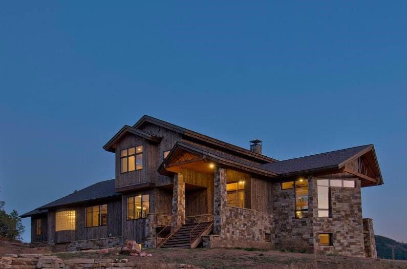 Hess Custom Homes,80443