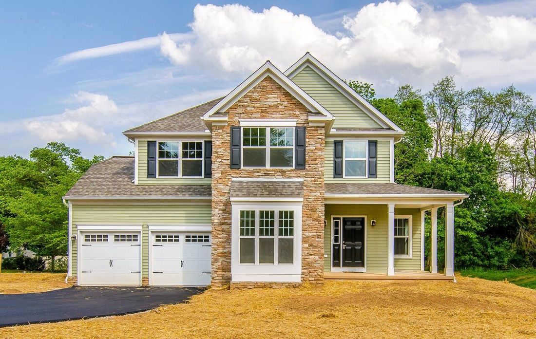 Forge Custom Homes,19335