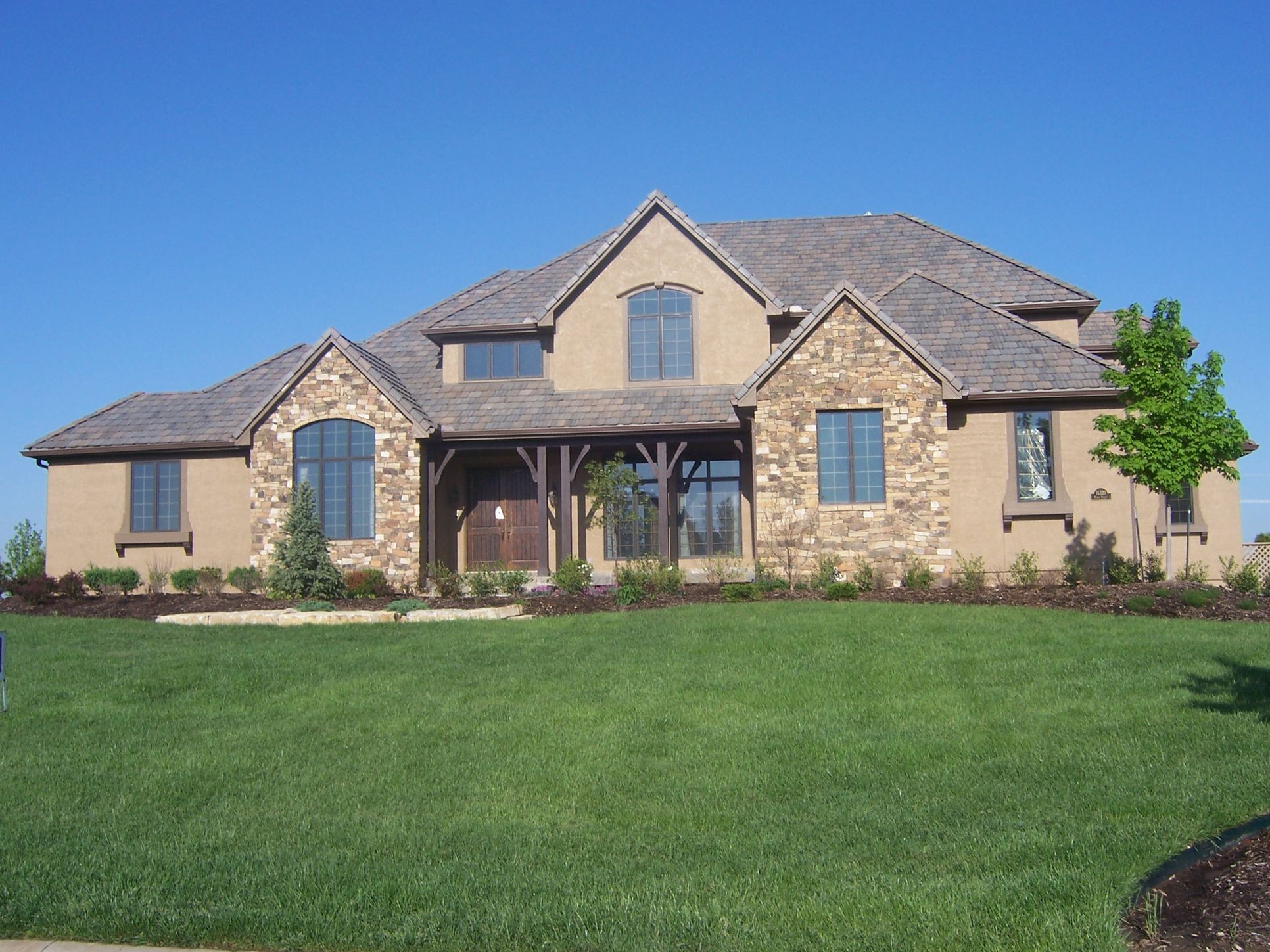 AZ Custom homes,66210