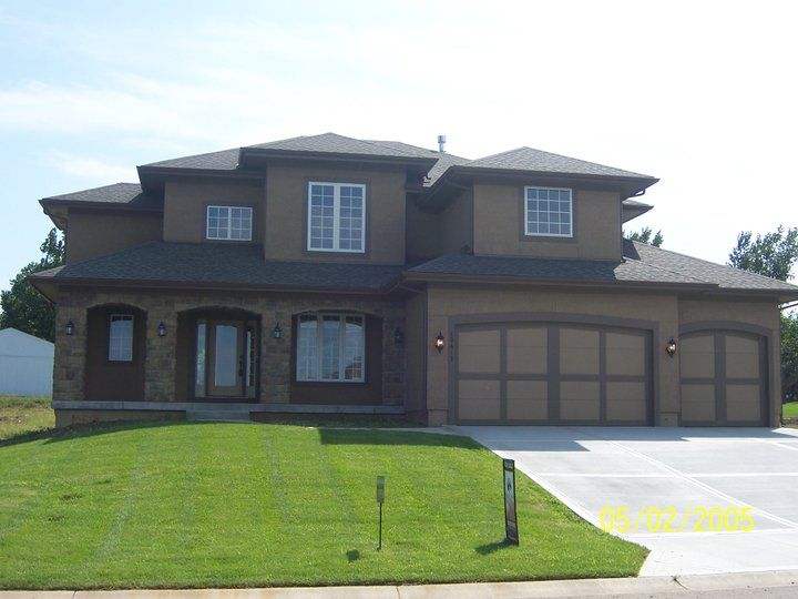 AZ Custom homes,66210