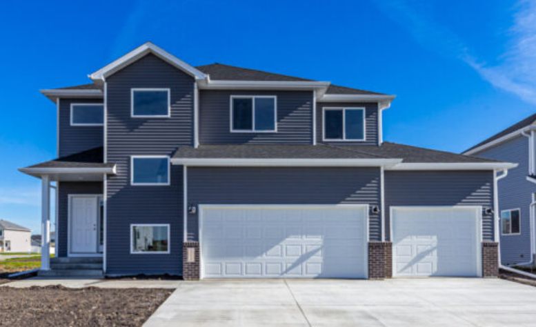 Jordahl Custom Homes,58078