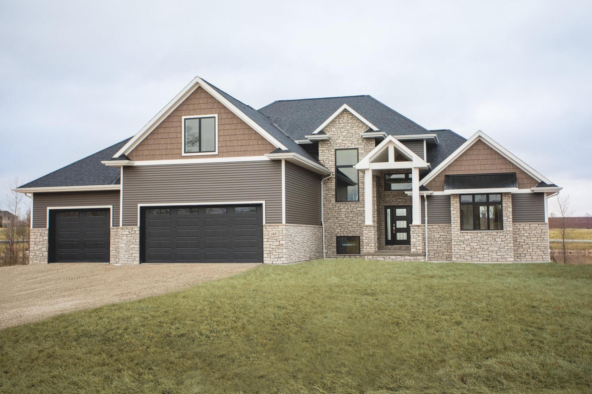 Lemense Quality Homes,54311