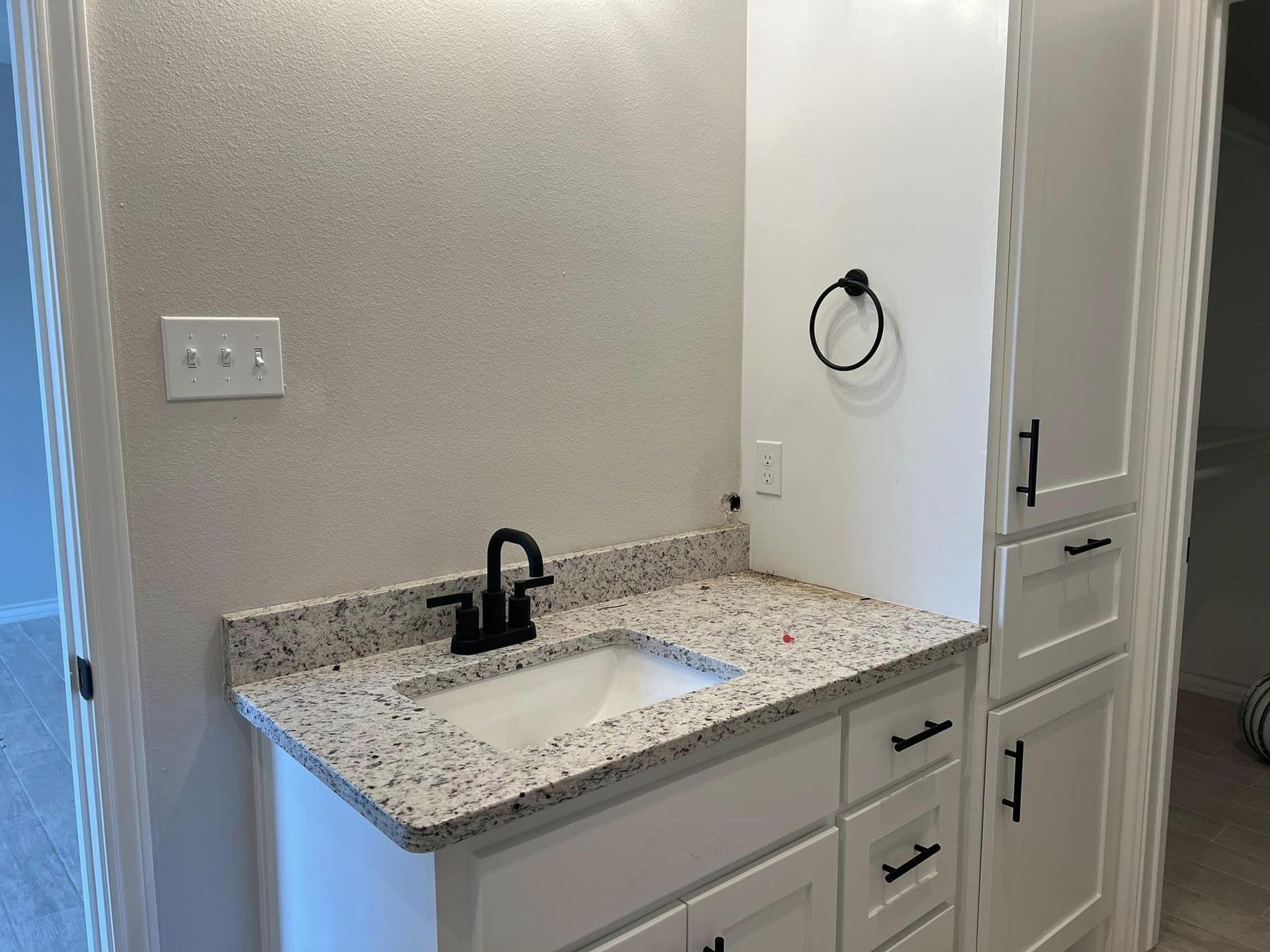 Jim Dean Homes,78332