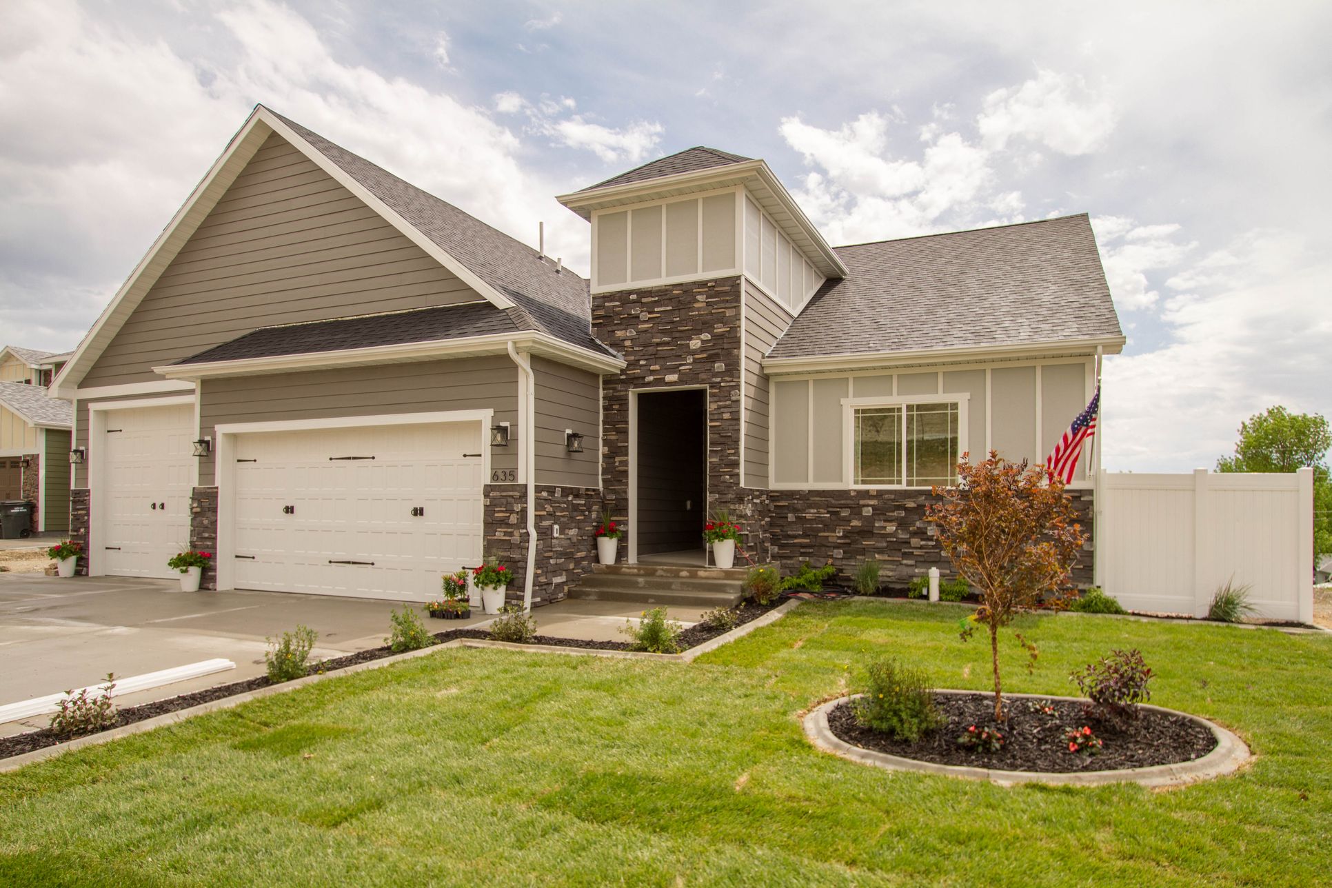 New Peak Construction Company,82073