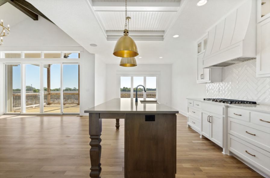 Nick Zvacek Construction,64080