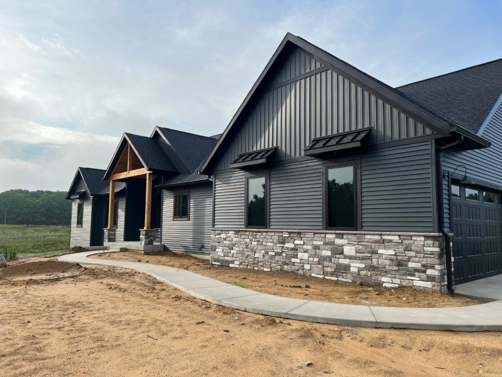 Berchiatti Homes,49071