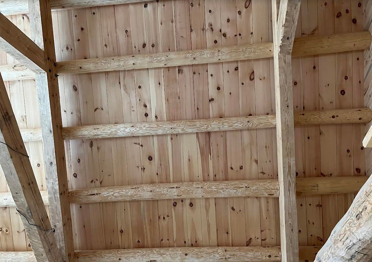 Wolverine Log Homes,49799