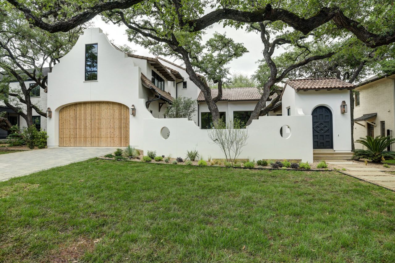 Nalle Custom Homes,78746