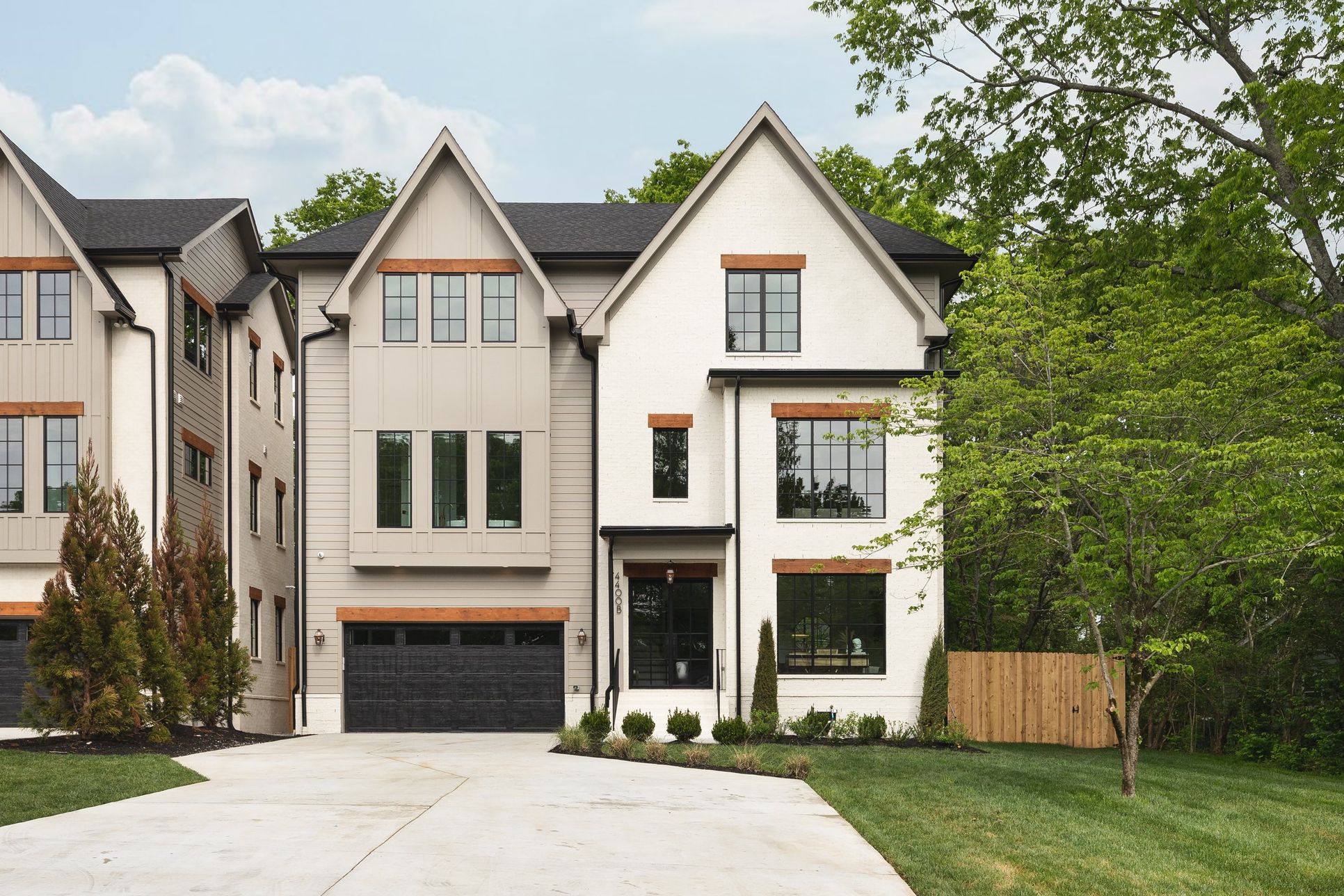 White Pines Building Group,37211