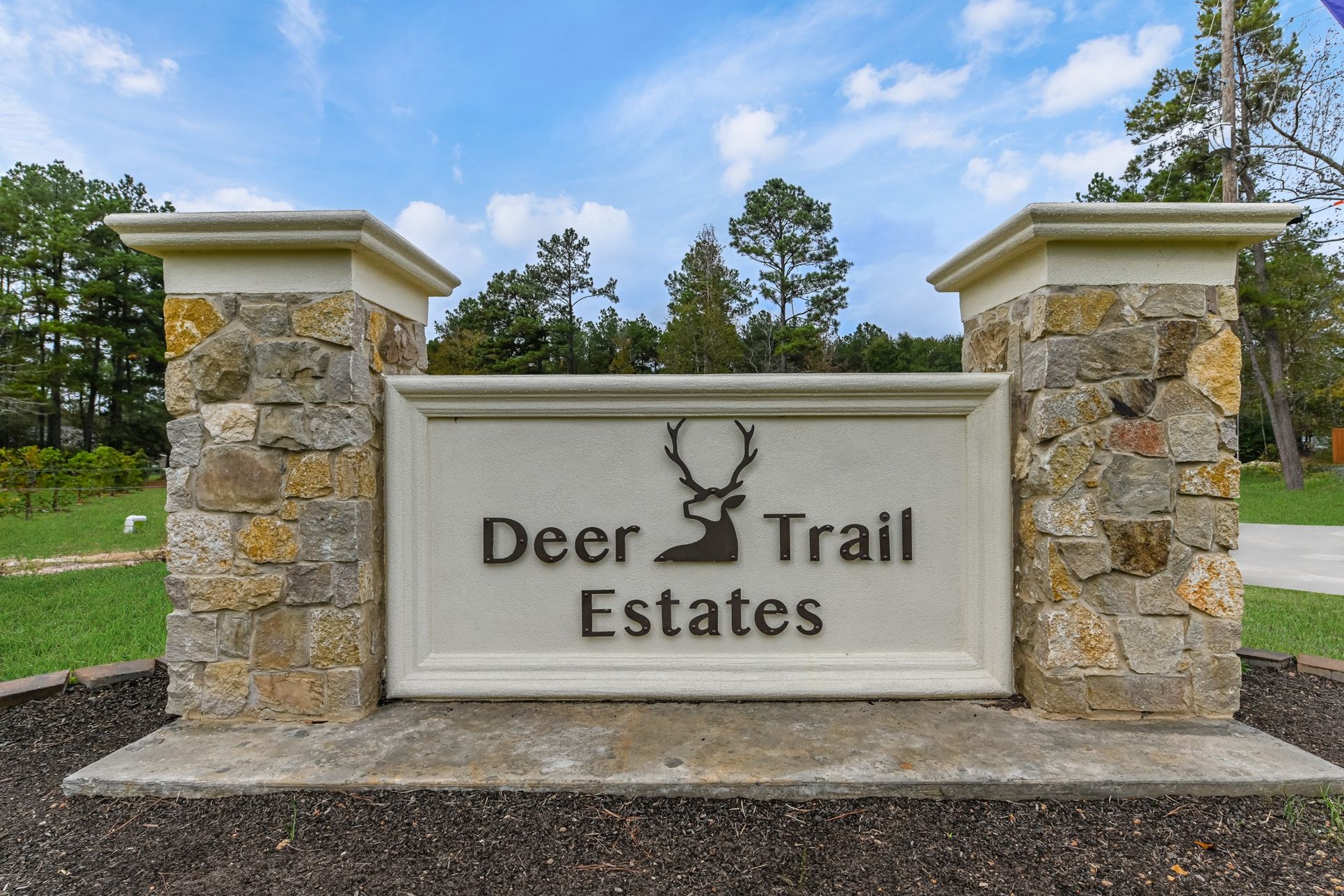 Deer Trail Estates,77303