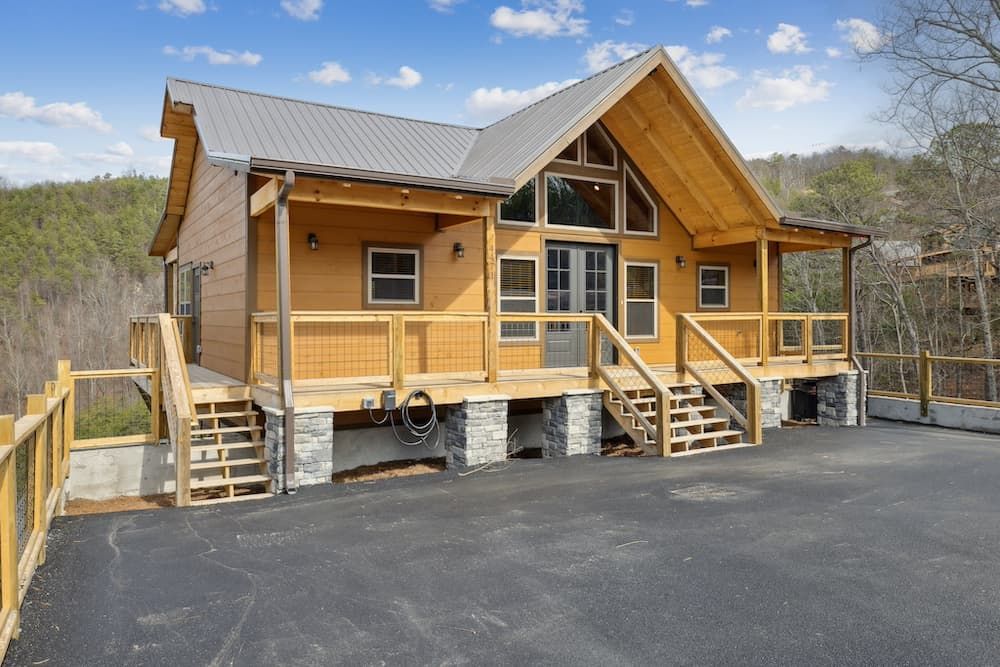 Lipsey Home Builders,37865