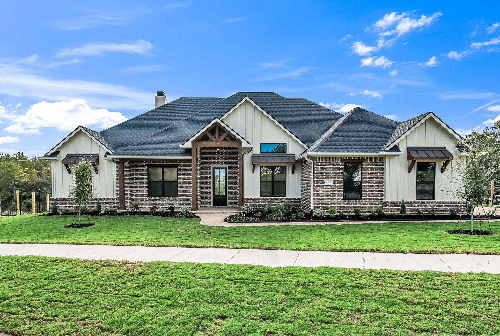 Williams Creek Lake Estates,77845