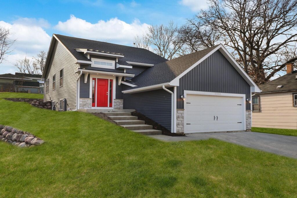 Huxhold Builders, LLC,53144
