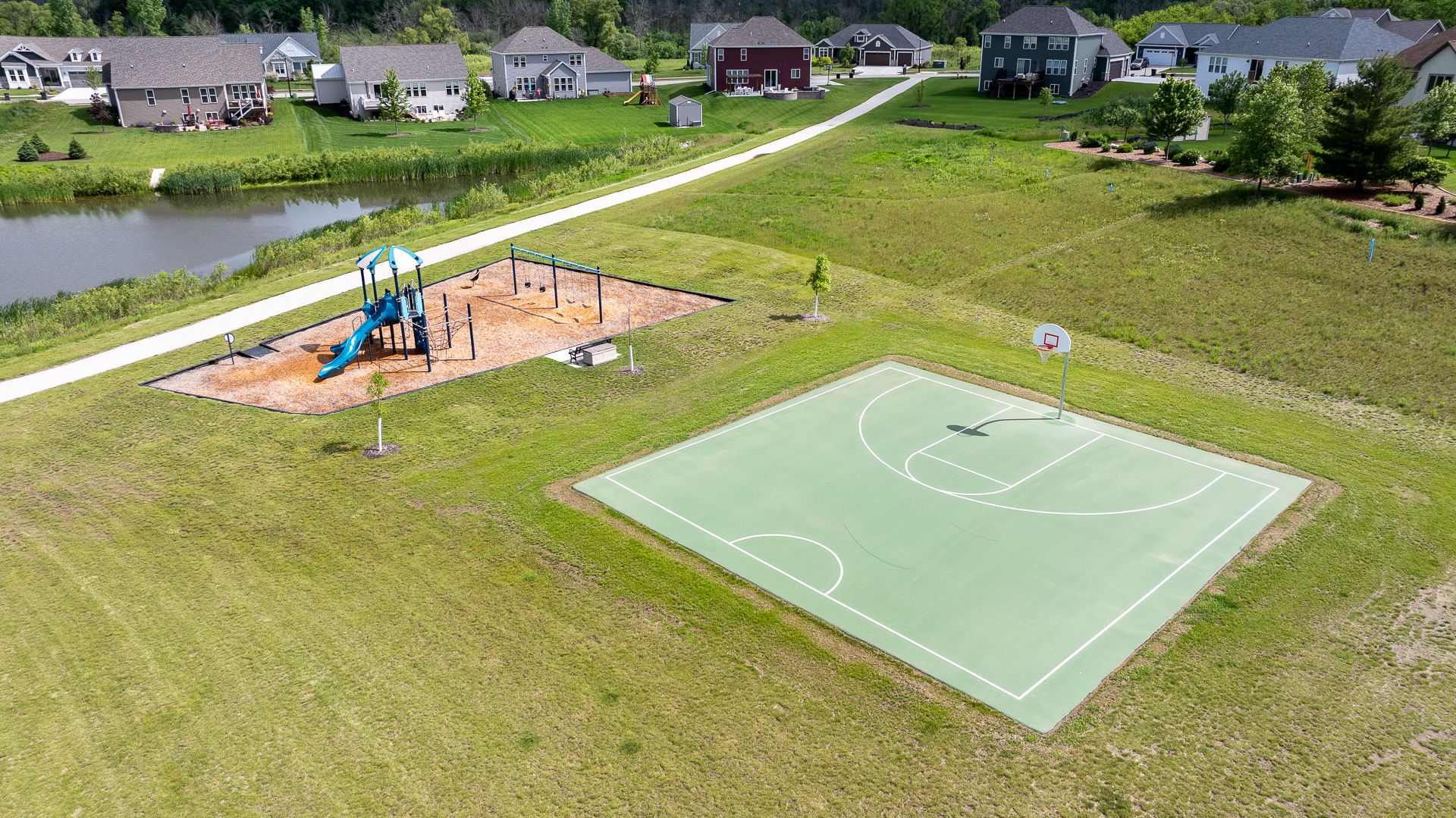 Hickorywood Farms,53066