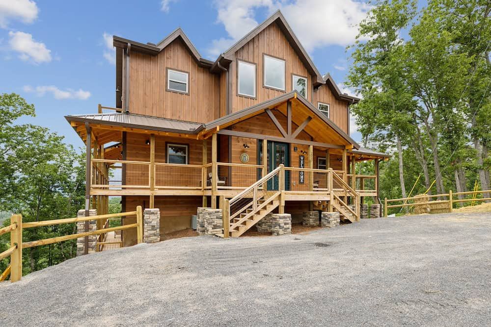 Lipsey Home Builders,37865
