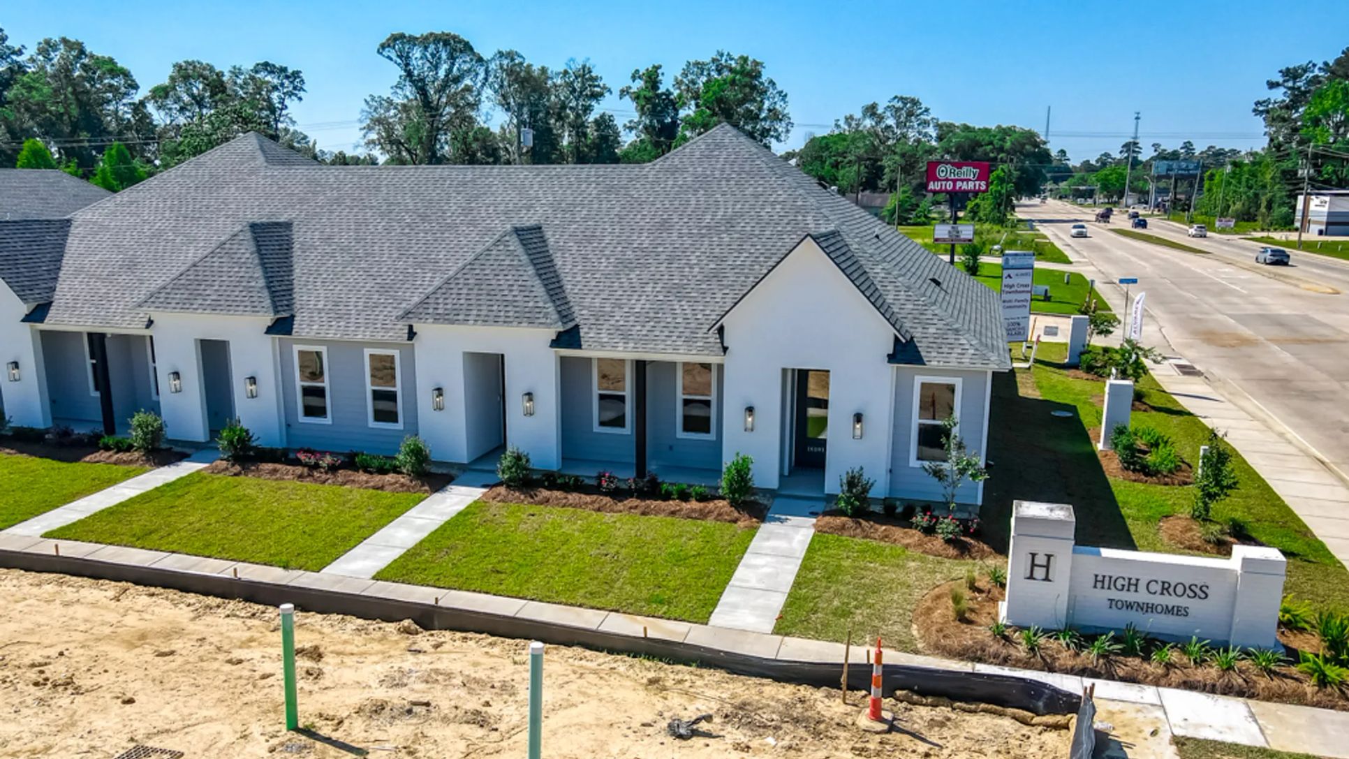 High Cross Townhomes,70816